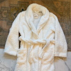 NWT Ulta Beauty Cream Fuzzy Robe S/M NEW